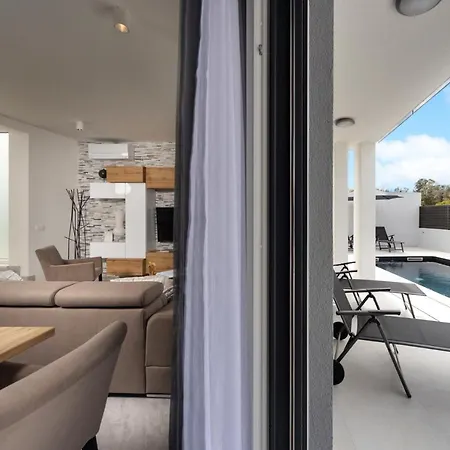 Beautiful Martina Villa Zaton (Zadar)